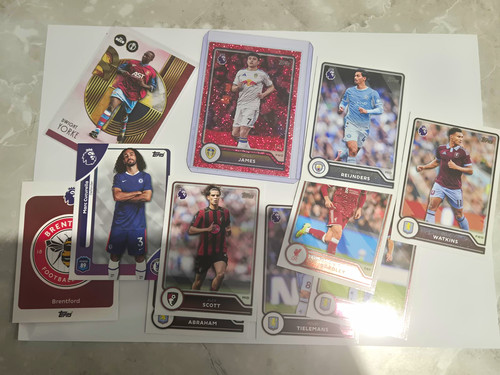 Football cards bundle - cards,