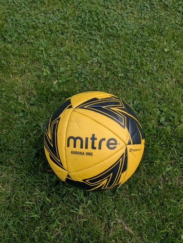 Mitre aurora professional - mitre,
